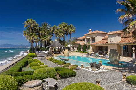 Marbella Villa .